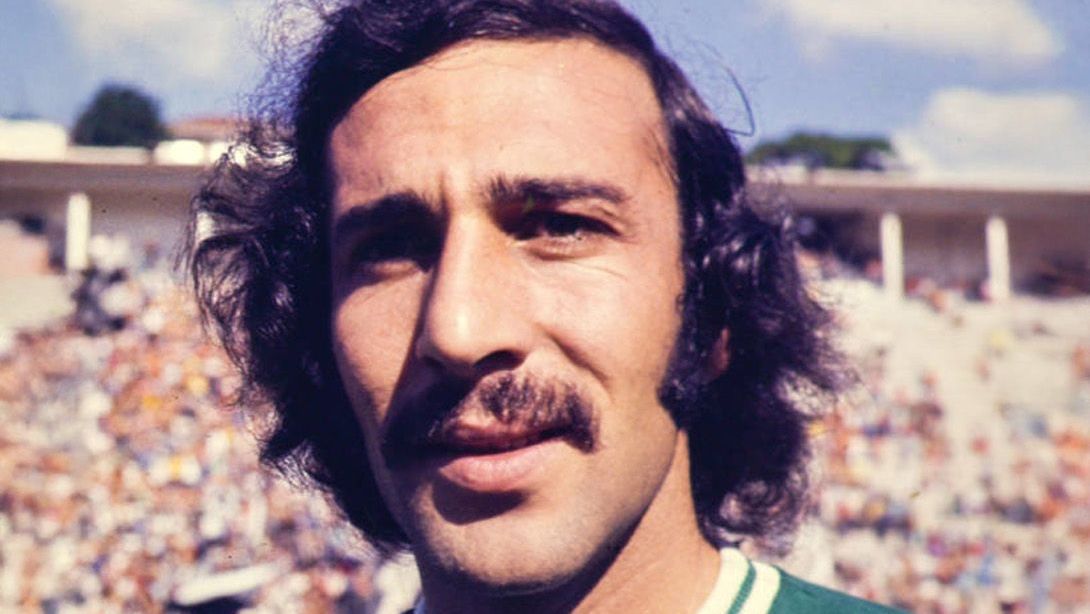 Morre Alfredo Mostarda, zagueiro que marcou época no Palmeiras, aos 78 anos