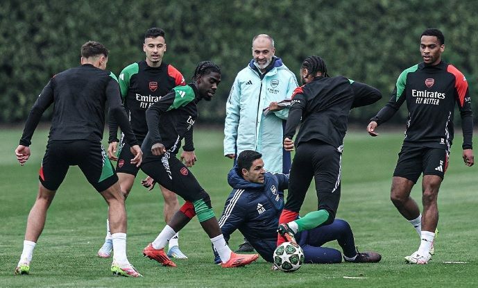 Real Madrid x Arsenal: Arteta dá carrinho e quase “machuca“ atacante