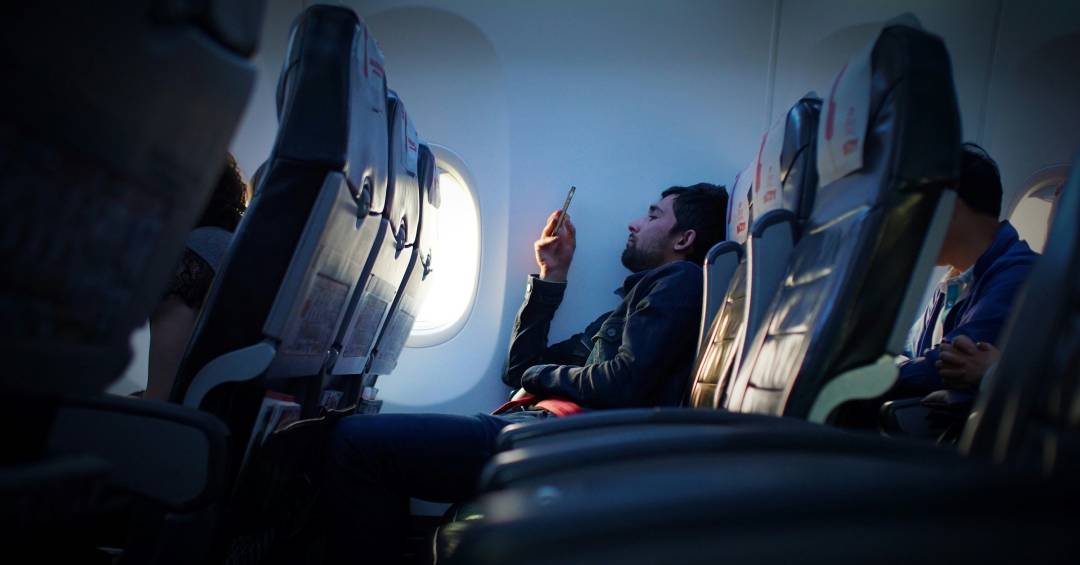 Como fugir dos assentos sem janela no avião
