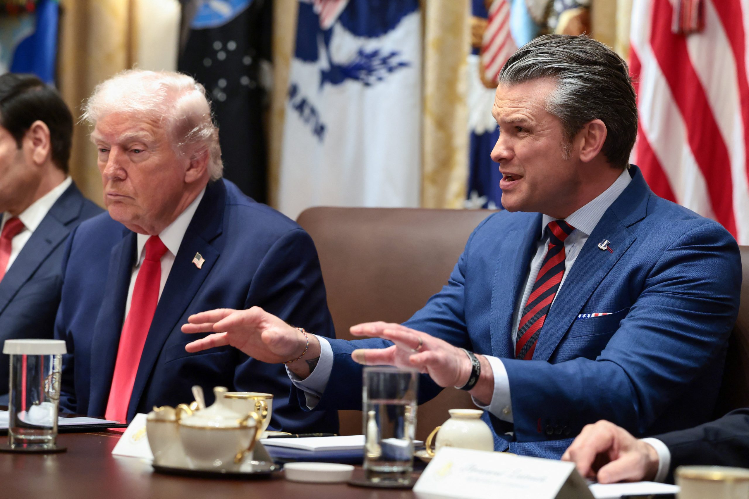 Governo Trump dá ultimato para empresa liberar IA para o Exército