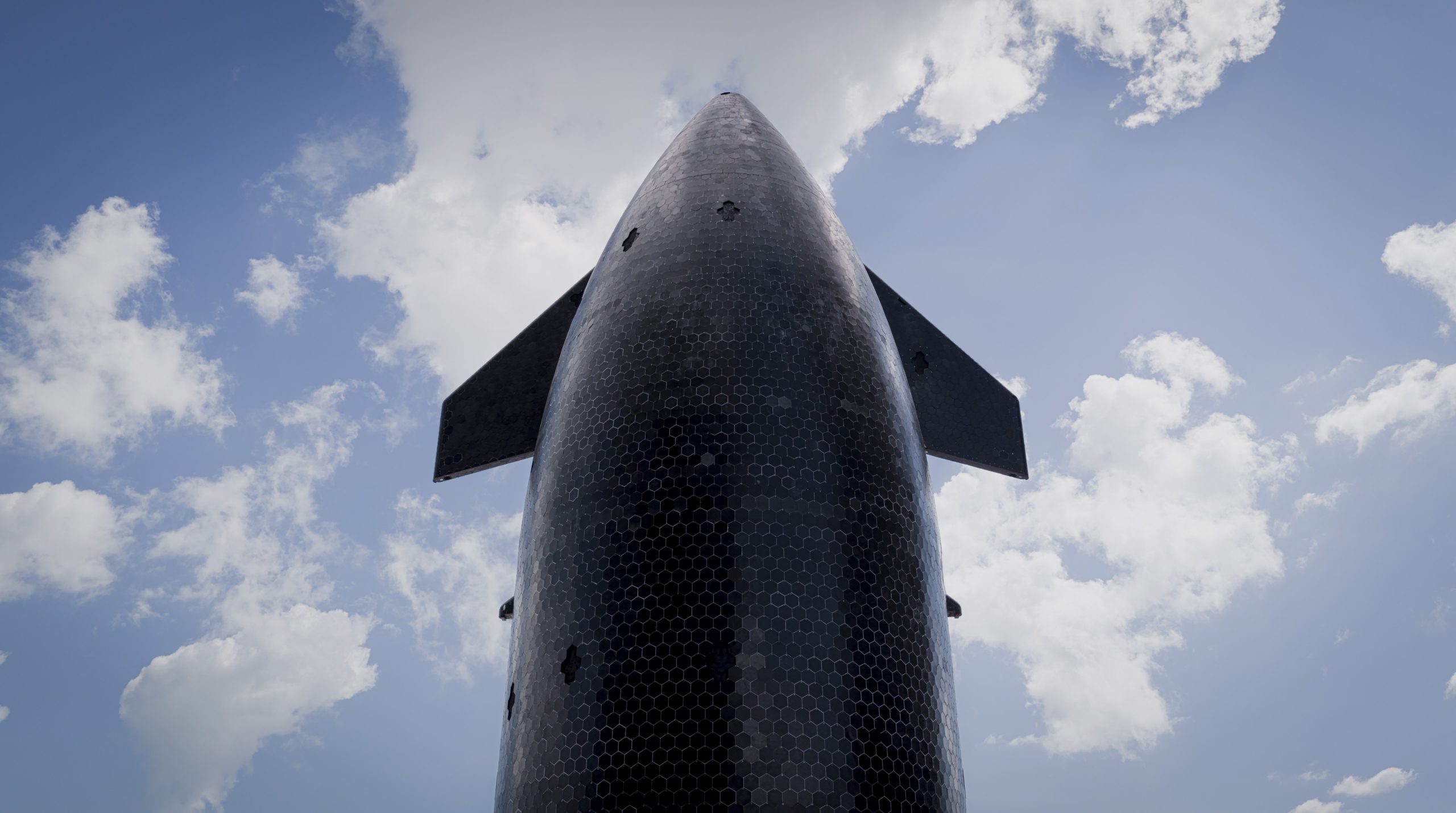 Google e SpaceX discutem parceria para levar data centers ao espaço, diz jornal