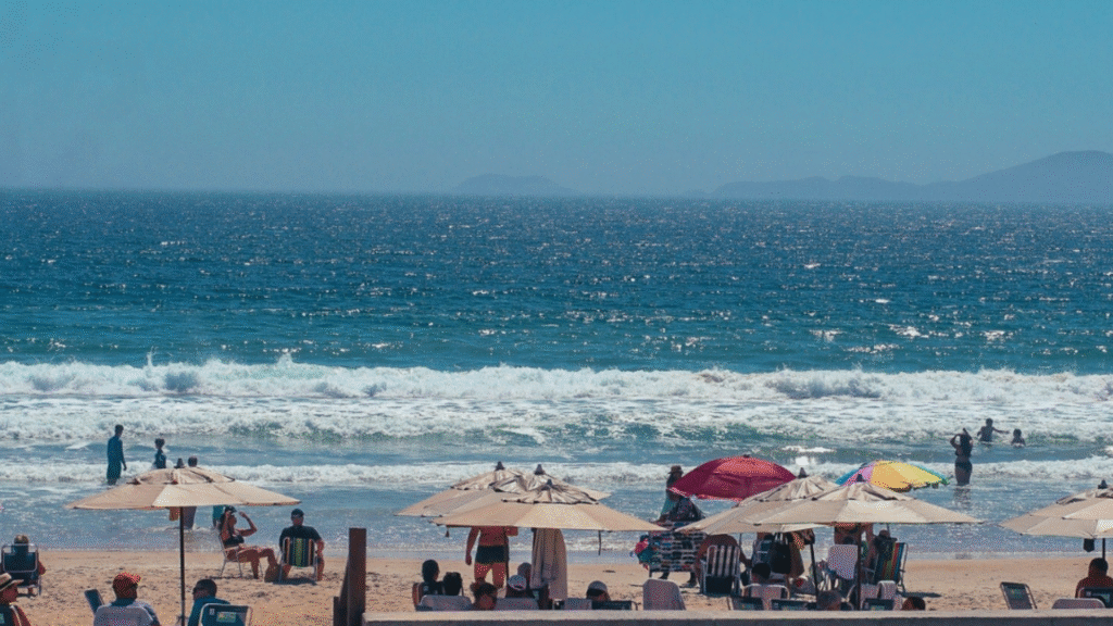 O que faz a Praia do Peró ser Bandeira Azul?